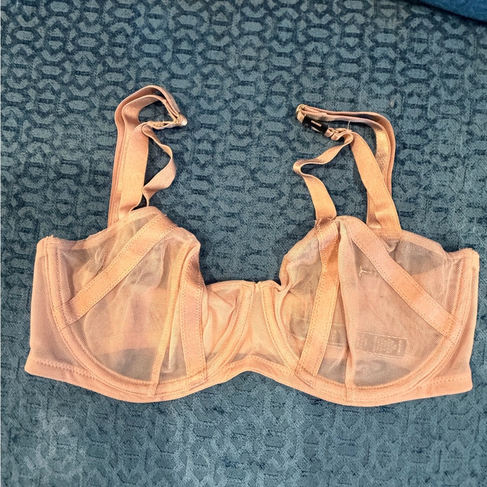 Victoria’s Secret unlined balconet bra as 32DD
